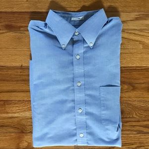 Men’s Van Heusen shirt, light blue